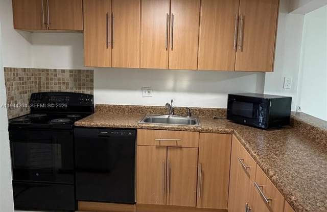 8060 N Colony Cir N photos photos