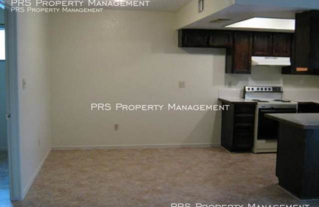 1842 E Grove Cir Gallery 4