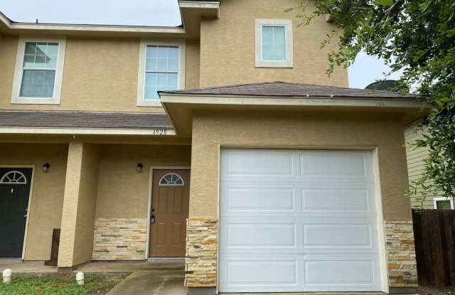 4928 STOWERS BLVD - 4928 Stowers Boulevard, San Antonio, TX 78238