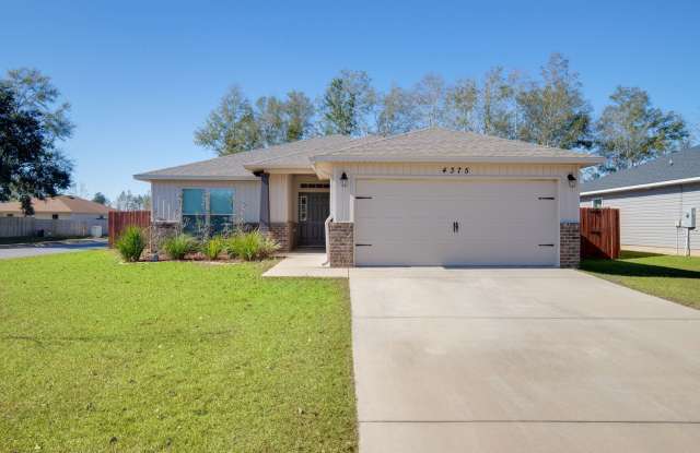 Corner Lot  Fenced 4/2 Ready for Move In! Roommates Welcome! photos photos
