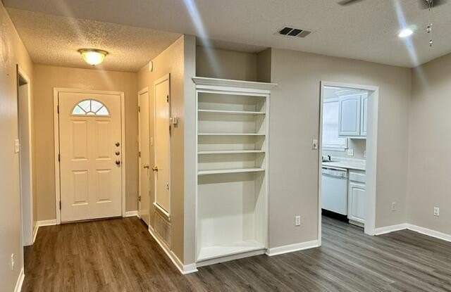914 Maryland Dr Gallery 2