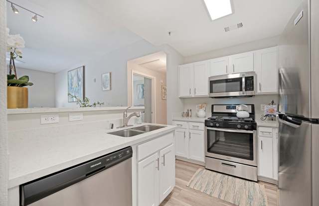Oak View of Sonoma Hills - 55+ Community Gallery 2