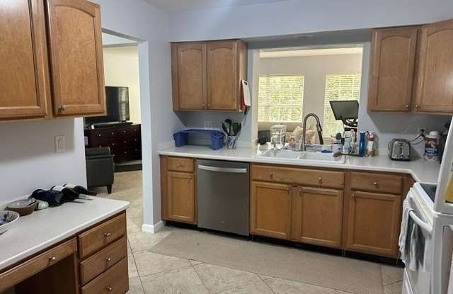 13520 Stratford Place Circle Gallery 4