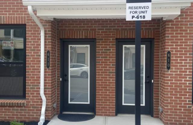 611 Parker Boulevard photos photos