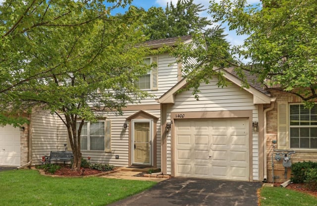 1400 West Split Oak Circle - 1400 West Split Oak Circle, Round Lake Beach, IL 60073