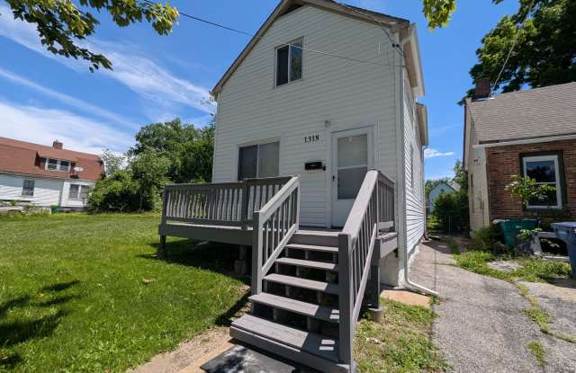 Live on Pennsylvania Ave – Get $100 Off Rent for the First 3 Months! photos photos