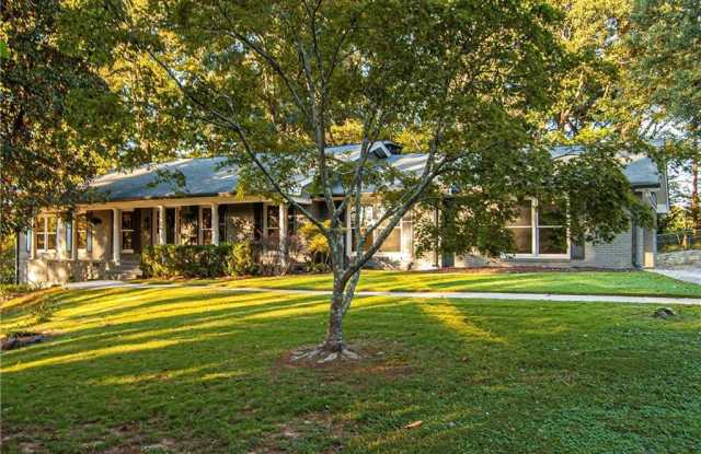 3680 Midvale Road Gallery 1