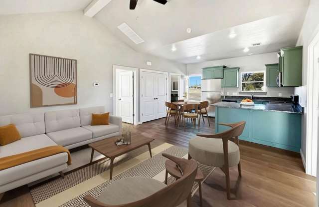Beautiful 2-Bedroom Cottage with Modern Upgrades | Blackwell, OK Gallery 3