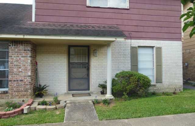 331 Pinchback Rd - 331 Pinchback Road, Beaumont, TX 77707