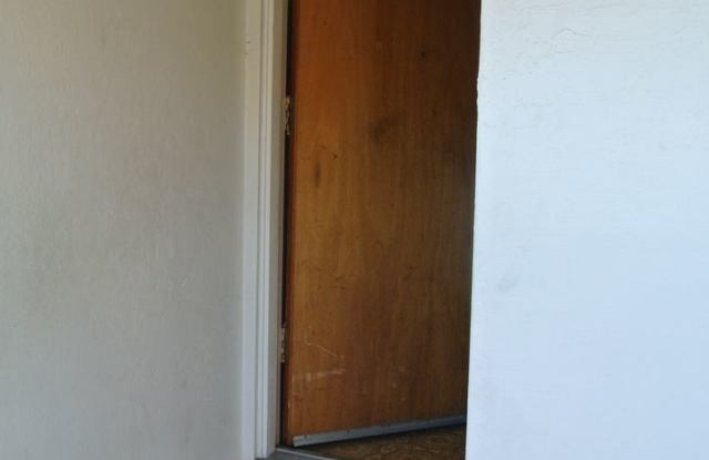 111 Ramona Street Gallery 2