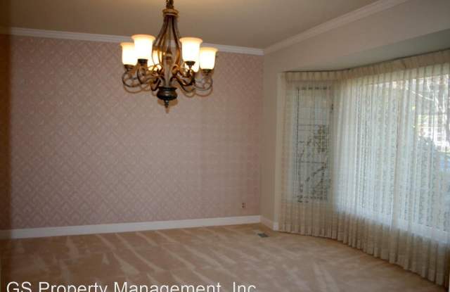 20758 Lowena Court Gallery 3