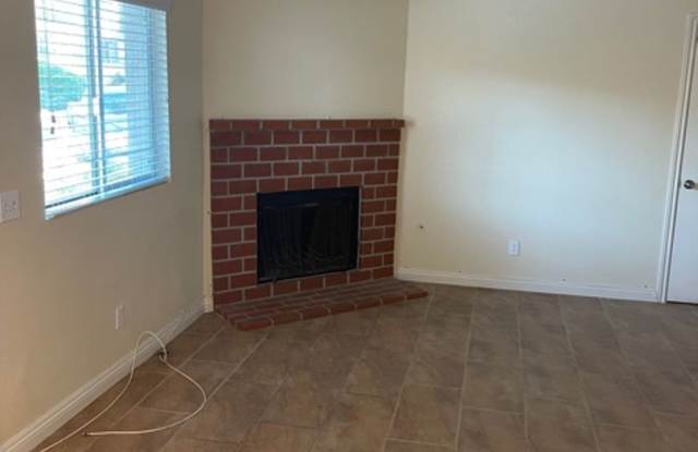 cute and cozy condo * virtual tour * by appointment only **** read the qualifications please photos photos