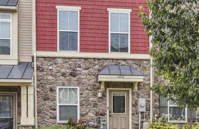 624 RAVENWOOD Drive photos photos