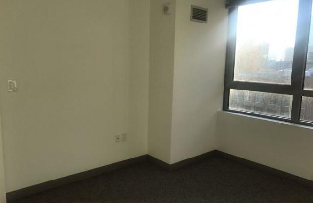 76 Kneeland St Gallery 4