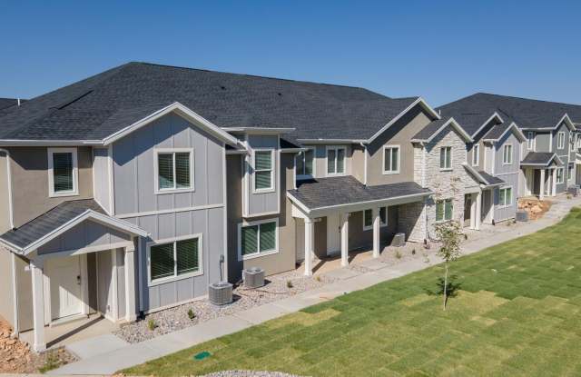 Income-restricted. Brand New Smart Town Homes In Heber! photos photos