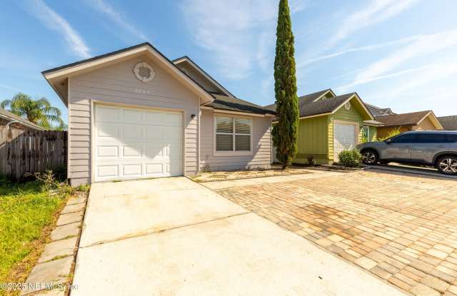8795 IVEY Road Gallery 2