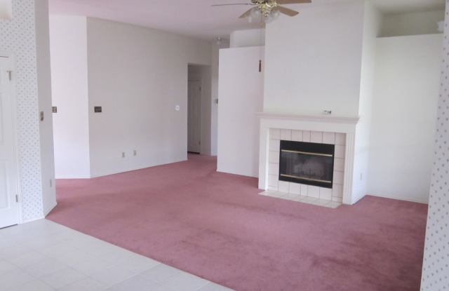 3 Bedroom 2 Bathroom Home-Georgetown photos photos