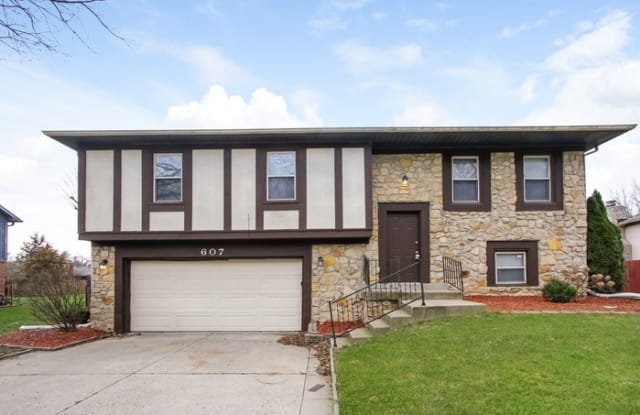 607 Rahkewood Drive - 607 Rahkewood Drive, Indianapolis, IN 46217
