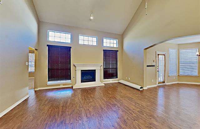 1607 Pleasant Run Gallery 3