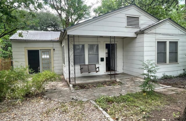 1405 Drake Ave - 1405 Drake Avenue, Austin, TX 78704