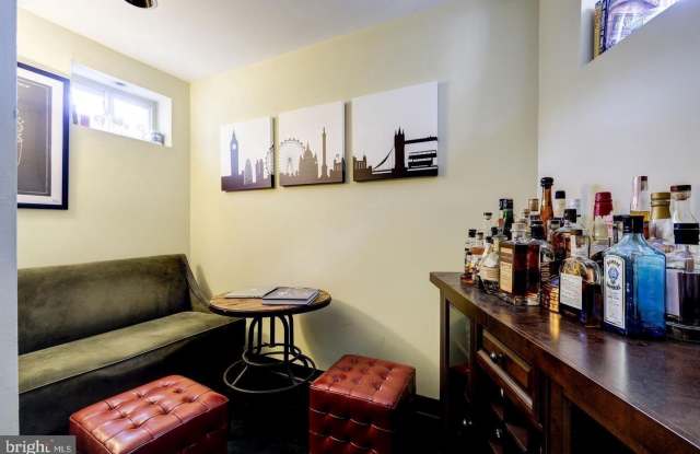 1804 VERMONT Avenue NW Gallery 4