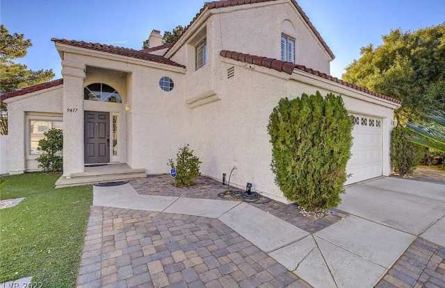 Lovely Home with Pool/Spa in the Lakes! Gallery 3