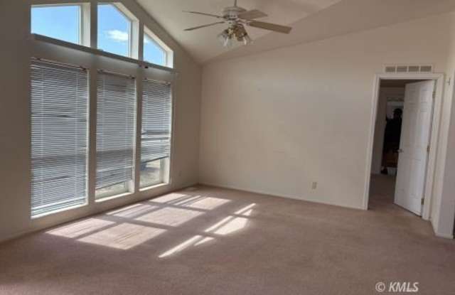 1374 S Ford Drive Gallery 3