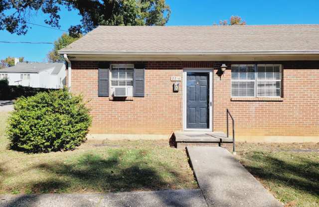 Lovely Two Bedroom - One Bathroom Brick Duplex photos photos Lovely Two Bedroom - One Bathroom Brick Duplex photos photos