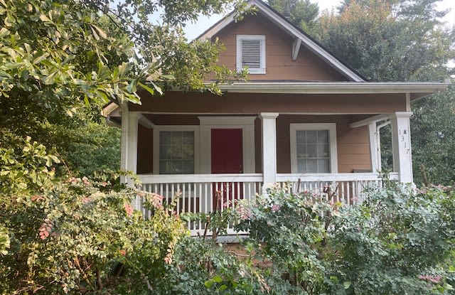 1317 Arkwright Pl Gallery 1