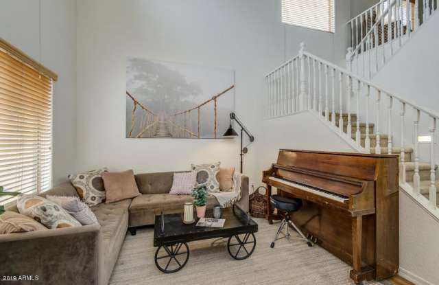 15821 N DANTE Drive Gallery 2