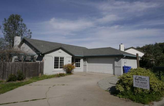 Great location with a view at 460 Toyon Dr. in San Andreas. photos photos Great location with a view at 460 Toyon Dr. in San Andreas. photos photos