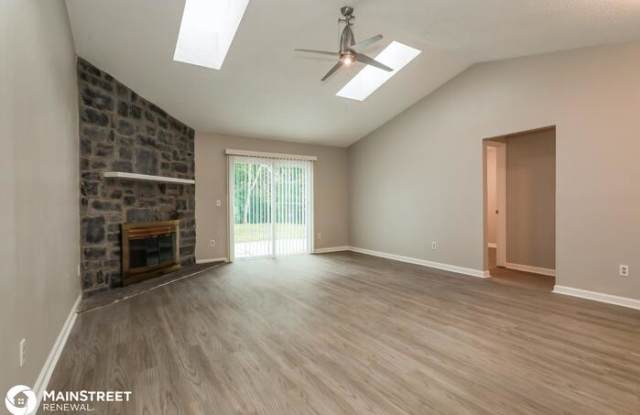187 Annandale Drive East Gallery 4