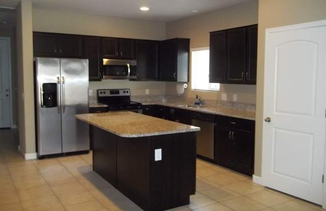 Beautiful Home in Gated Community Gallery 3
