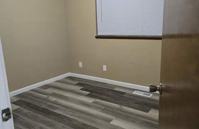 6902 West 3rd Avenue photos photos