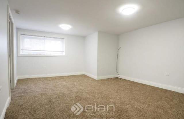 4148 W CORNELIA Gallery 3