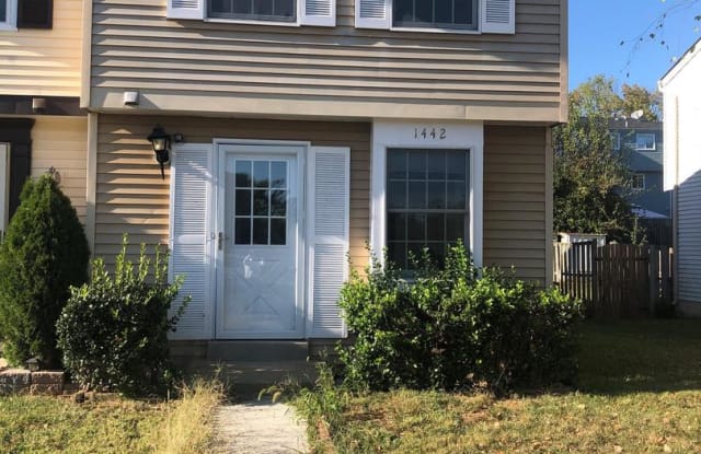 1442 FARMCREST WAY - 1442 Farmcrest Way, Cloverly, MD 20905