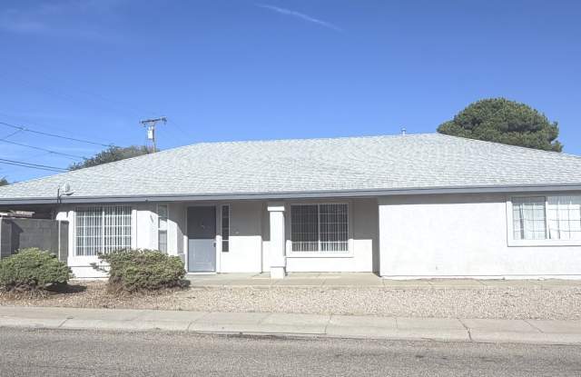 Corner Lot Living with a Covered Patio and Spacious Split Floor Plan photos photos