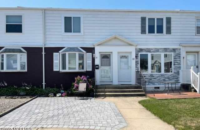 20 Vine Court - 20 Vine Court, Long Branch, NJ 07740