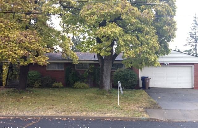 3825 E 18th - 3825 East 18th Avenue, Spokane, WA 99223
