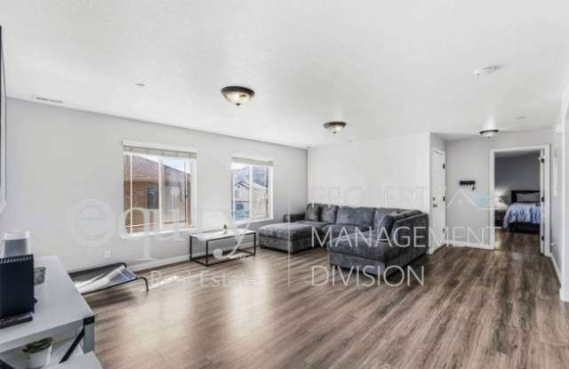 3812 East Rock Creek Road#8 Gallery 4
