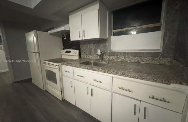 7802 NW 8th Ave # 5 photos photos