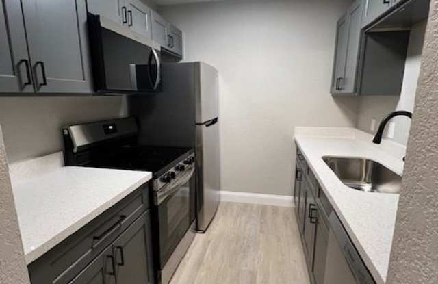 4166 Treadway Road - 06 Gallery 2