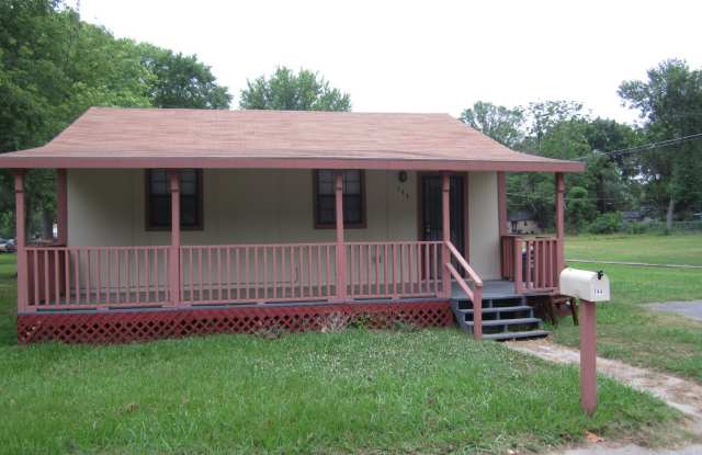 144 Pike Ave-zillow photos photos