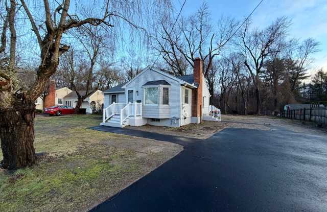Spectacular 3-Bedroom Single Family Home for Rent in Agawam! photos photos