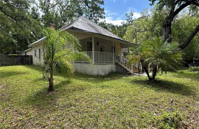 262 PRYOR STREET - 262 Pryor Street, Brooksville, FL 34601