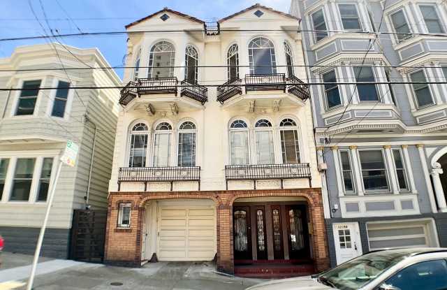 Stunning Multi-Level 4/2.5 W/ Dining Room. W/D, CHEF'S KITCHEN! photos photos