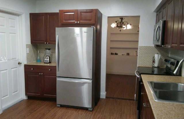 19703 NE 12th Pl Gallery 4