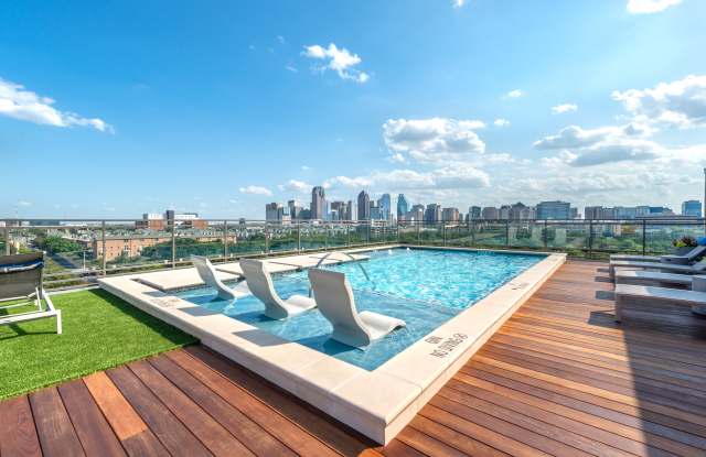 Howell Uptown photos photos