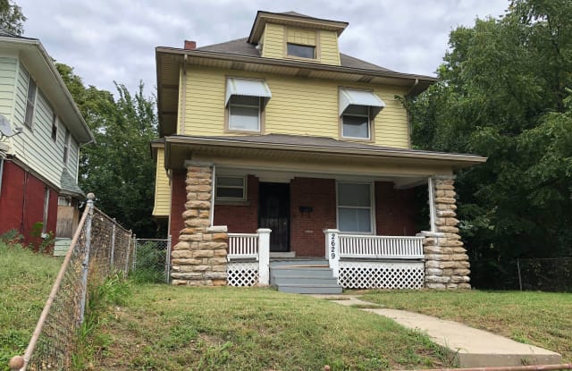 2629 Agnes Ave - 2629 Agnes Avenue, Kansas City, MO 64127