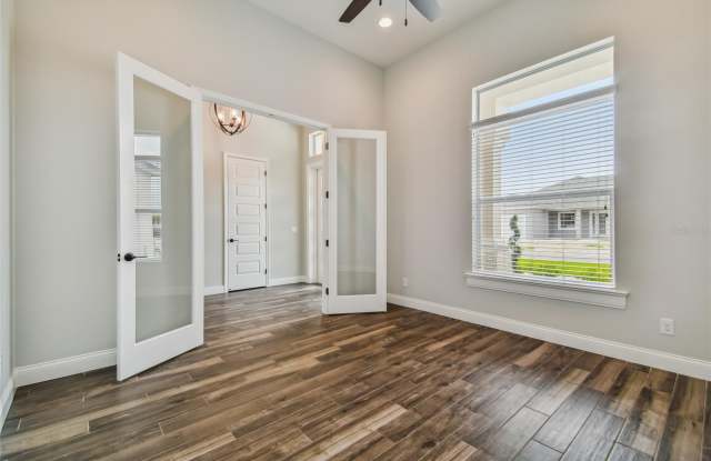 5054 SIESTA Place Gallery 3